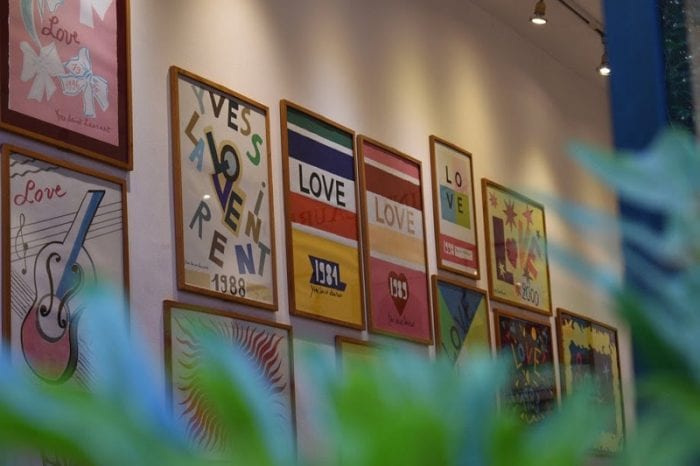 Cimaises et plus : le spécialiste d'accrochage par cimaises de tableaux